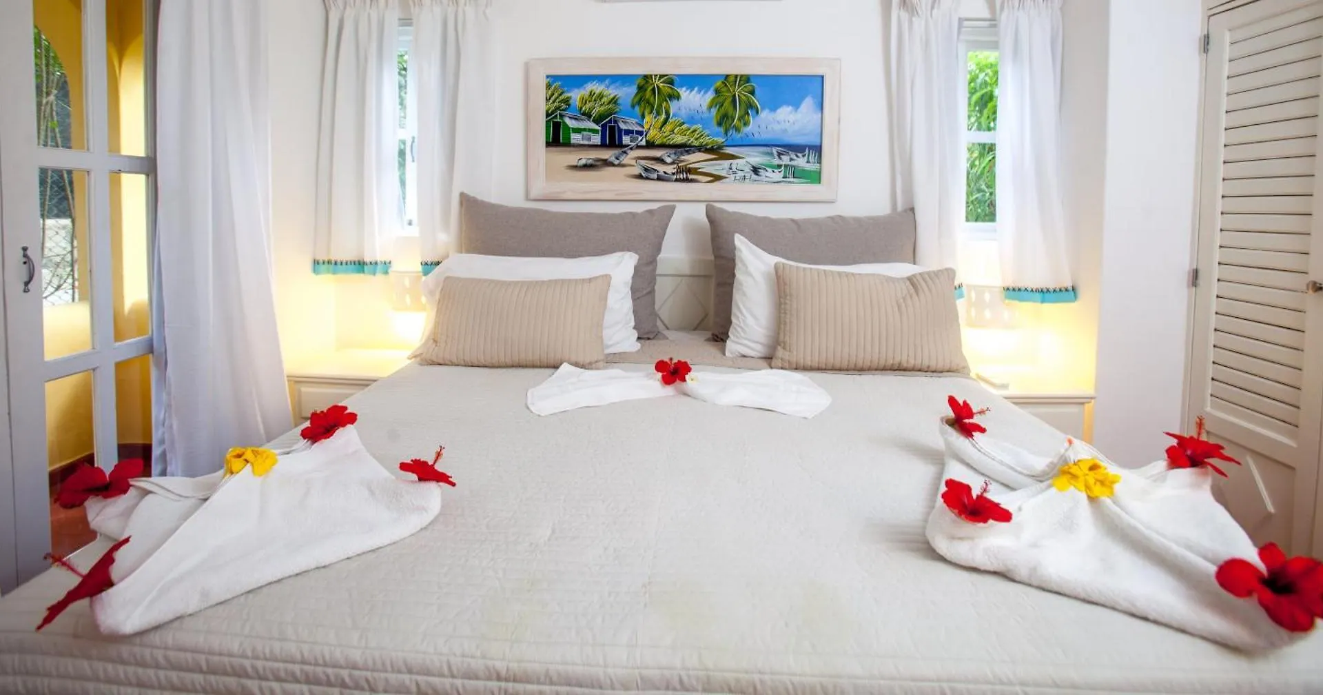 Hotel Los Corales Beach Village Punta Cana - The Original