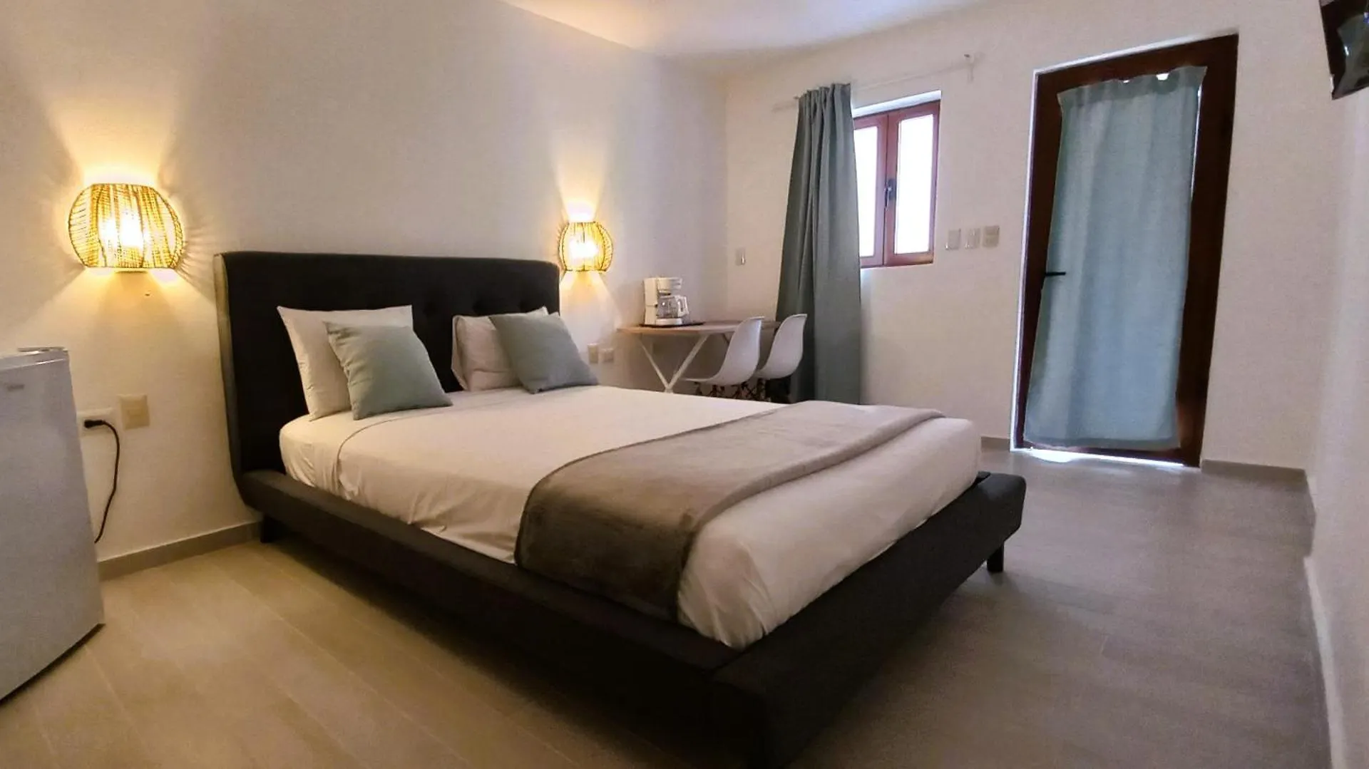 Hotel Los Corales Beach Village Punta Cana - The Original